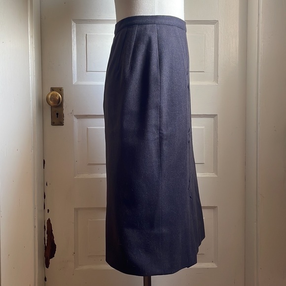 1940’s Chocolate Brown Wool Straight Skirt with X Design Details, Side Zip - Picture 3 of 15